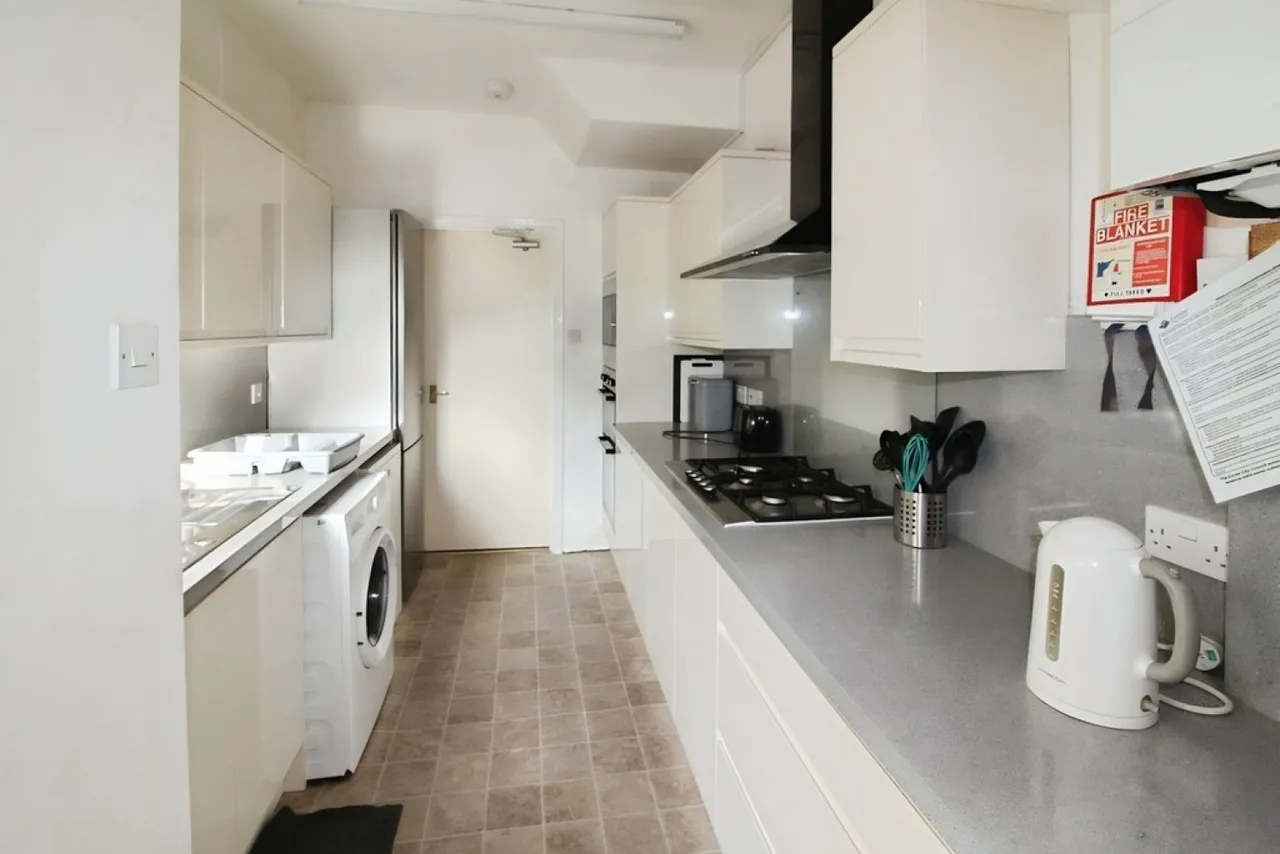 Old Tiverton Road, Exeter, EX4, photo 14