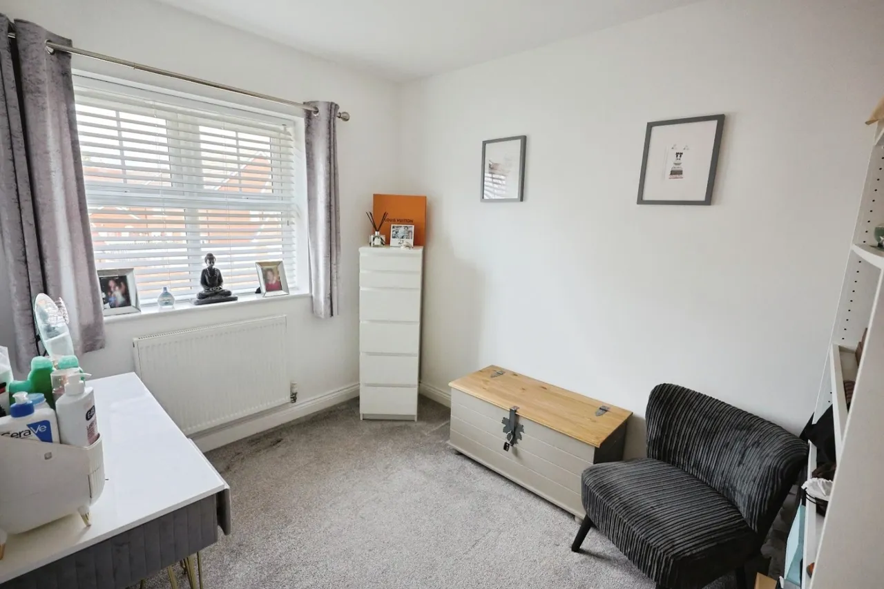 Laburnum Grove, St Helen Auckland, DL14, photo 16