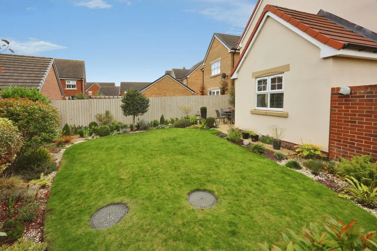 Laburnum Grove, St Helen Auckland, DL14, photo 20
