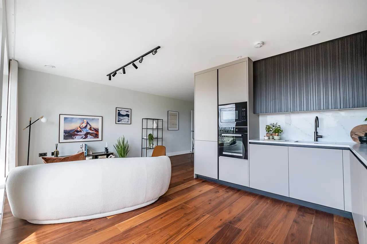 Maygrove Road, London, NW6, photo 6