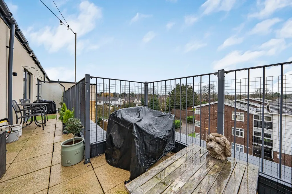 Long Lane, Hillingdon, UB10, photo 24
