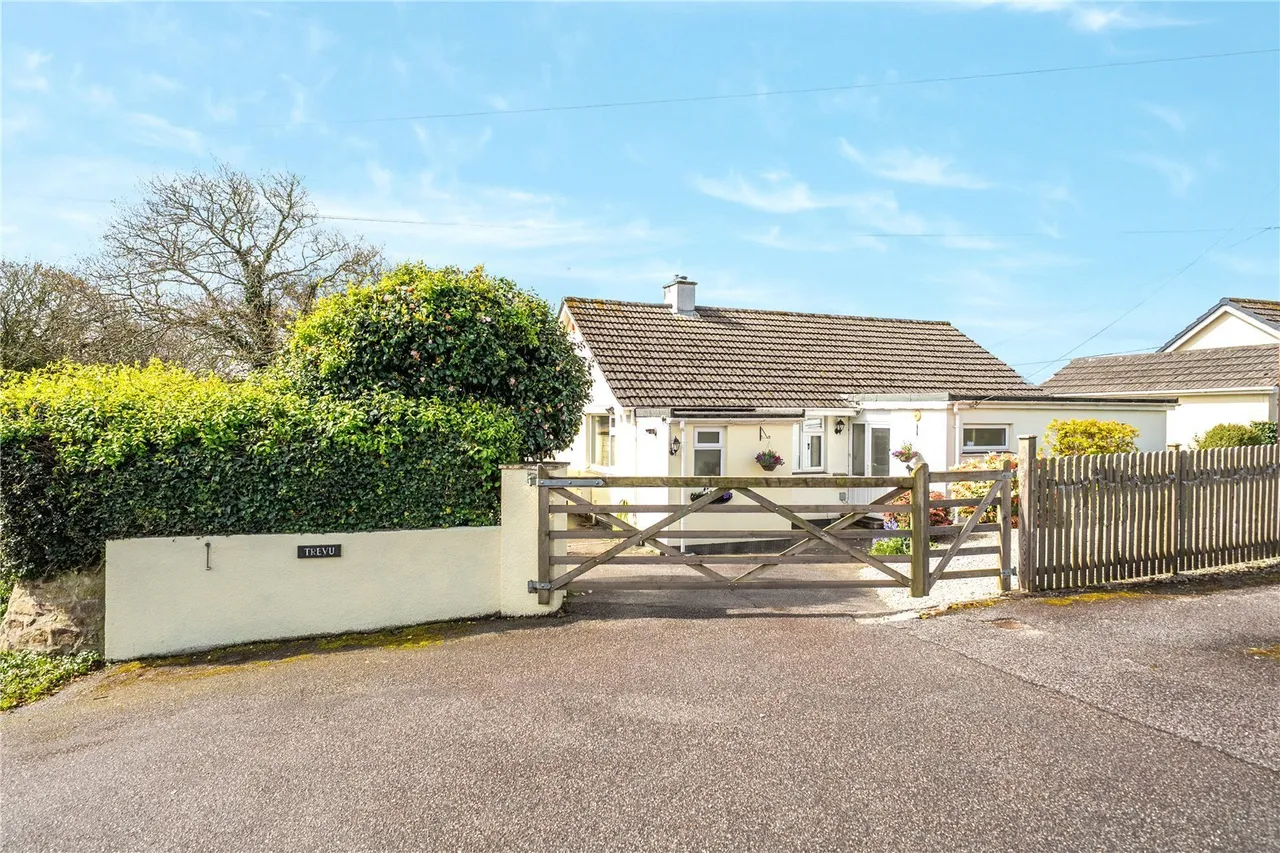 Old Carnon Hill, Carnon Downs, TR3, photo 12