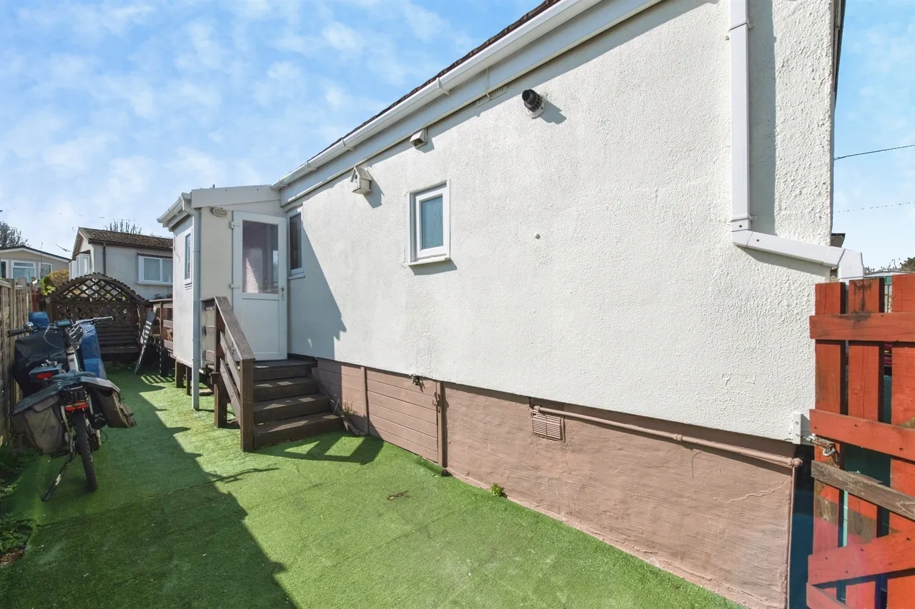Rydon Lane, Exeter, EX2, photo 10