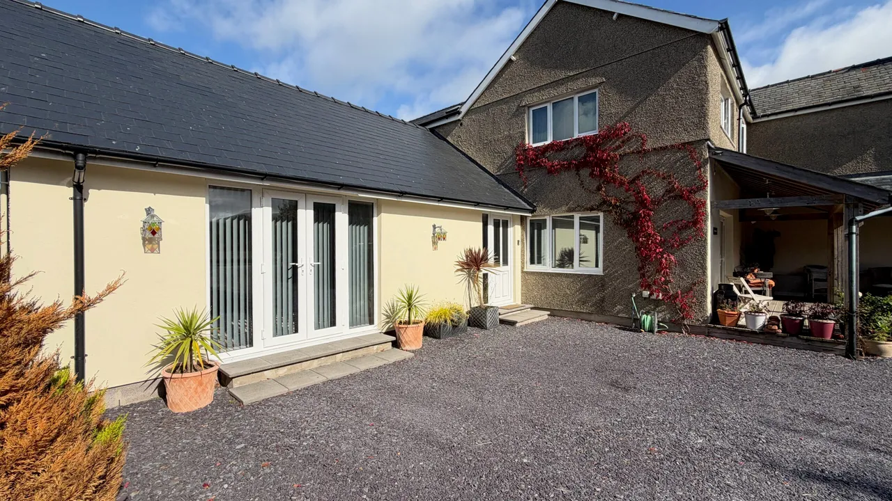 Afonig Loyw Ffordd Glan Mor, Talybont, LL43, photo 28