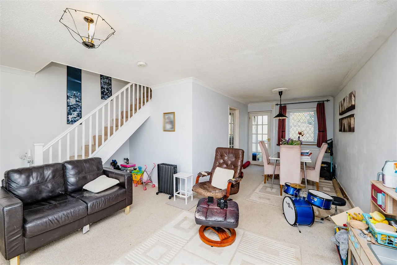 Columbus Close, Barry, CF62 9HA, photo 5