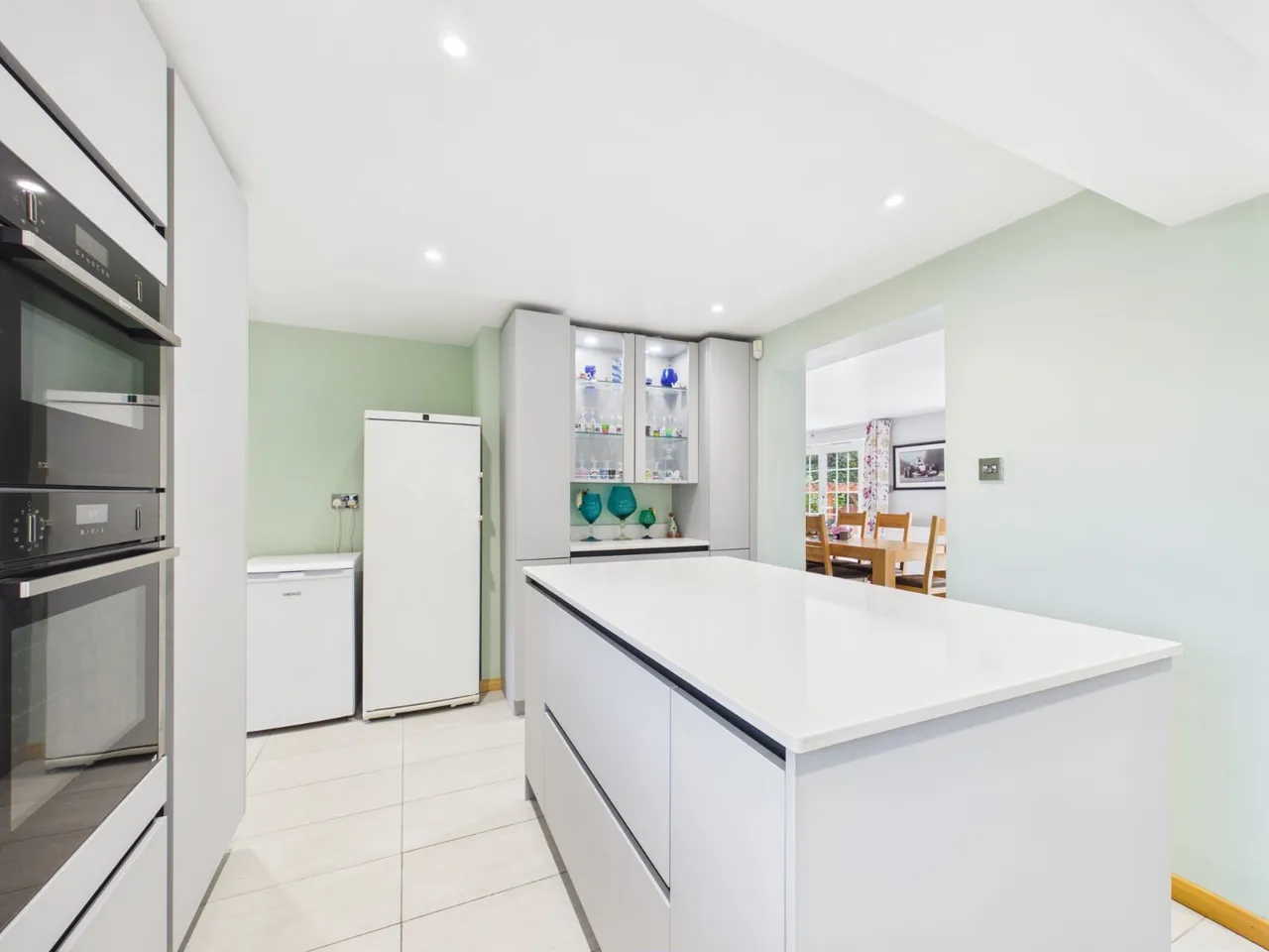 Philip Drive, Flackwell Heath, HP10, photo 9