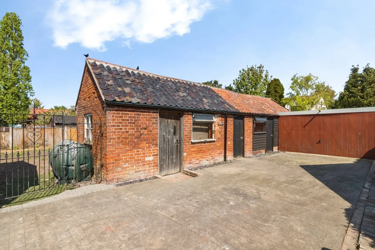 Hollow Hill Road, Ditchingham, Bungay, Norfolk, NR35, photo 29