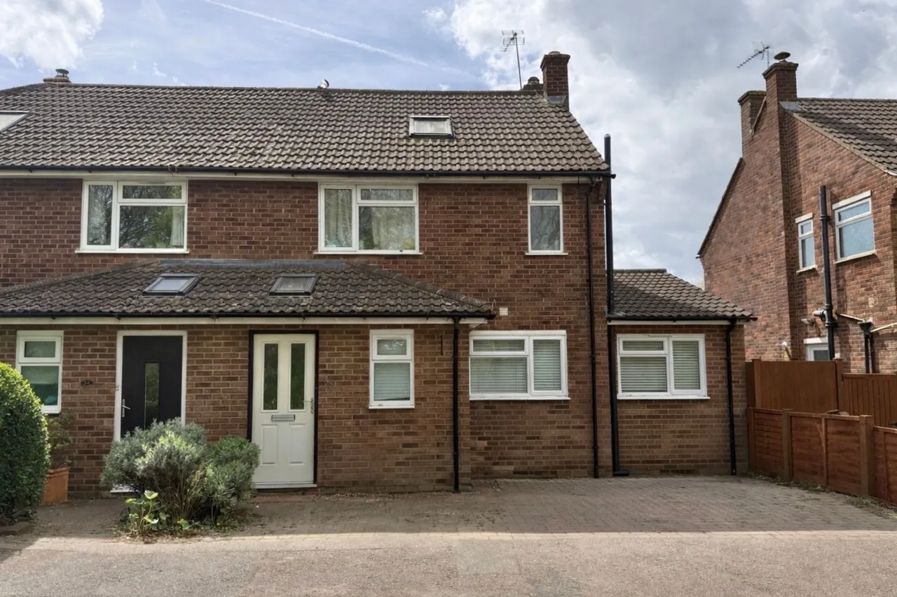 4 bed house for sale — Hampden Hill, Ware, SG12 7JY