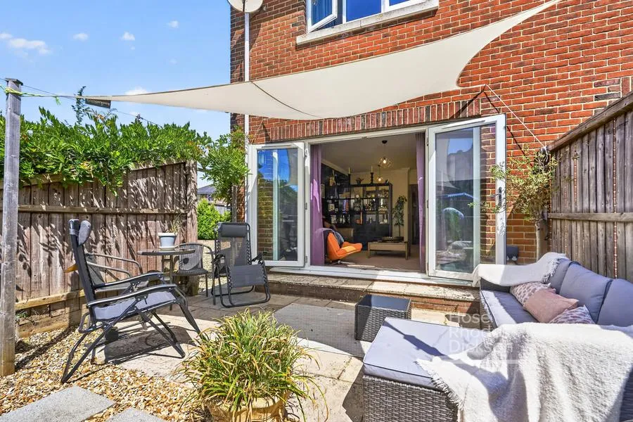 Binstead Road, Ryde, PO33, photo 13