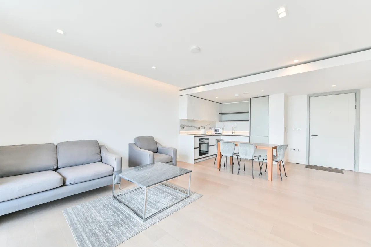 Apartment 70, Garrett Mansions, LONDON, photo 3