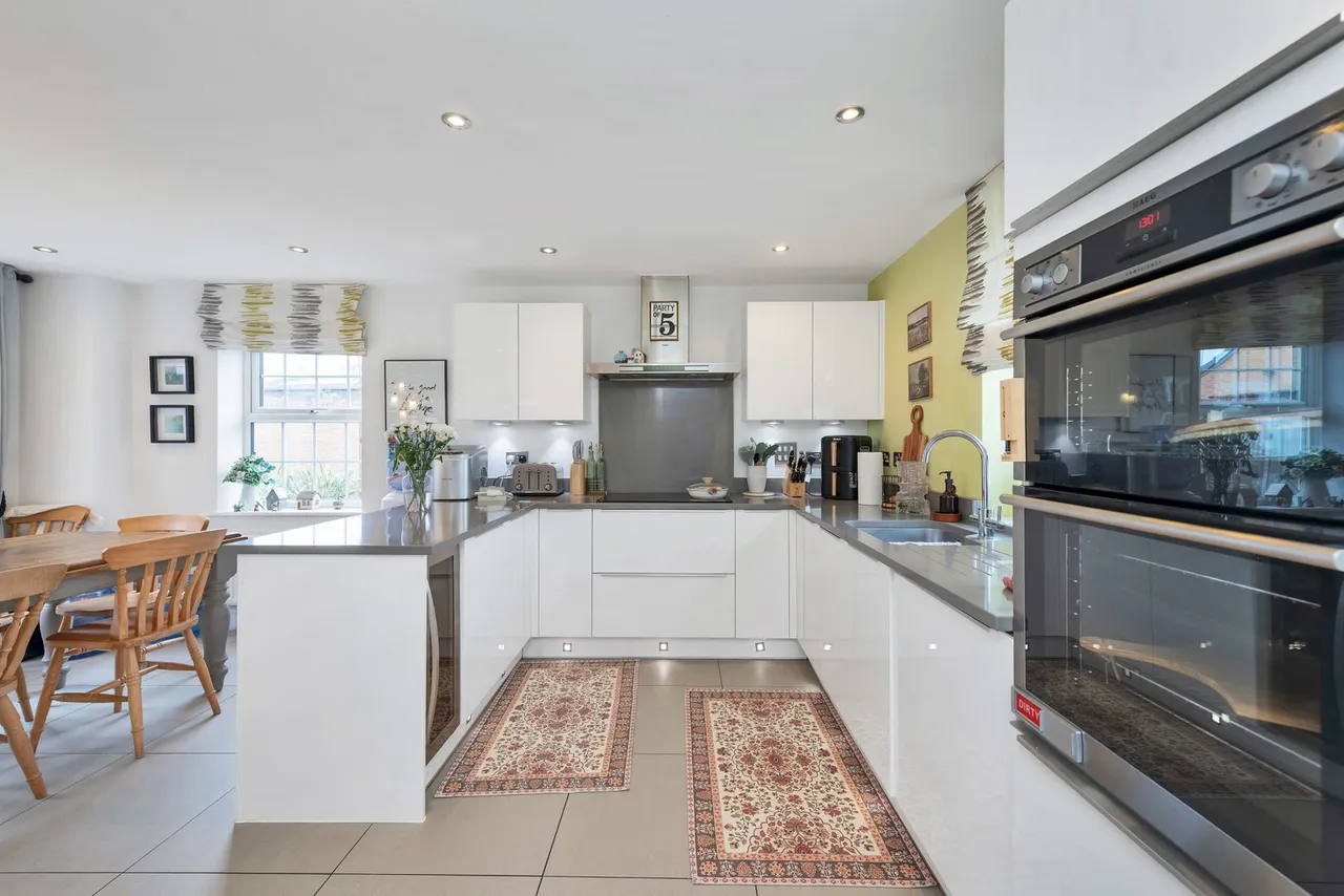 Mahaddie Way, Warboys, PE28, photo 6
