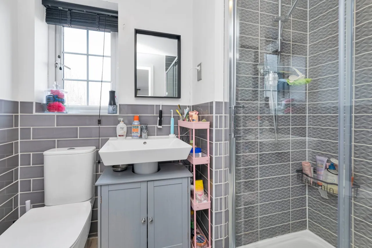 Mahaddie Way, Warboys, PE28, photo 13