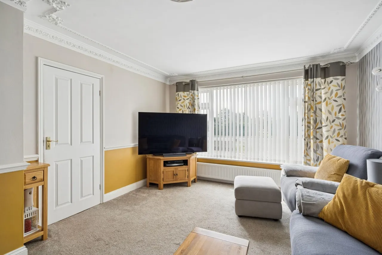 Main Road, Naphill, HP14, photo 6