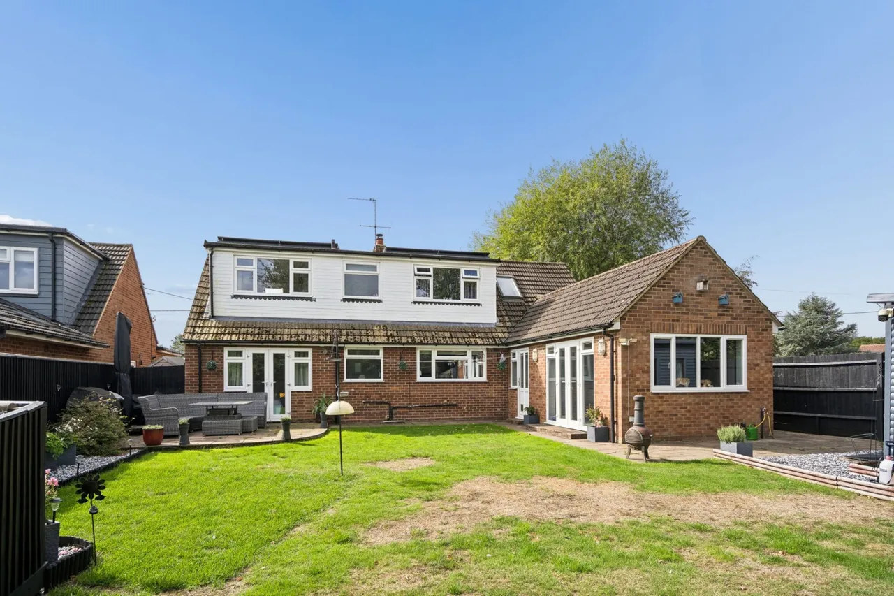 Main Road, Naphill, HP14, photo 22