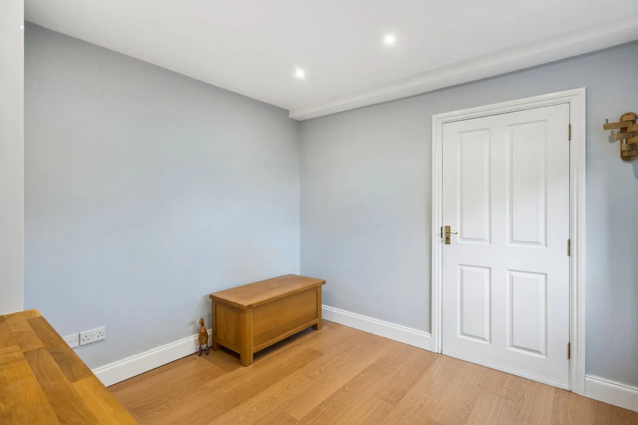 Main Road, Naphill, HP14, photo 19