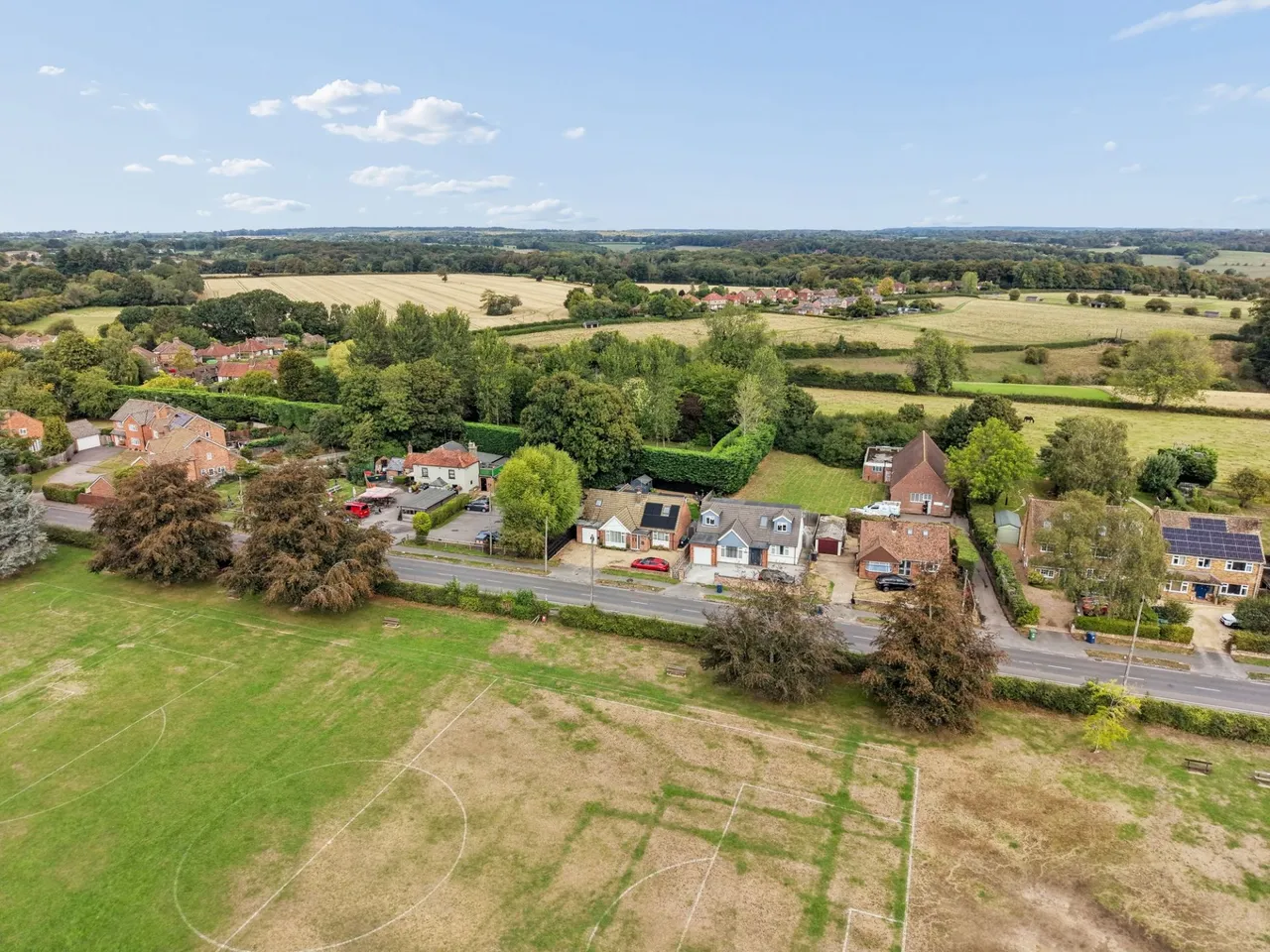 Main Road, Naphill, HP14, photo 27
