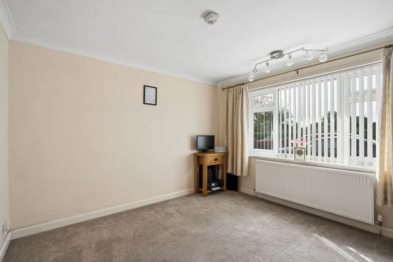 Main Road, Naphill, HP14, photo 12