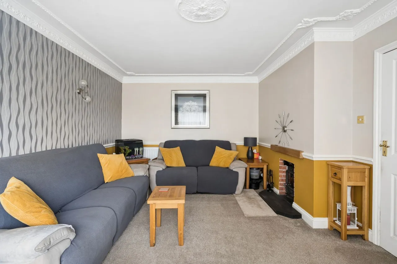 Main Road, Naphill, HP14, photo 10