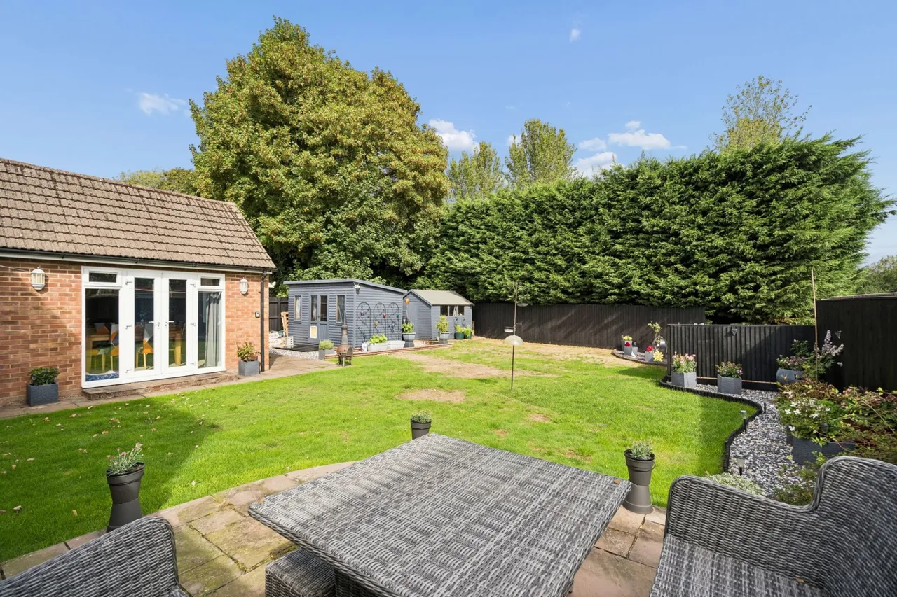 Main Road, Naphill, HP14, photo 21