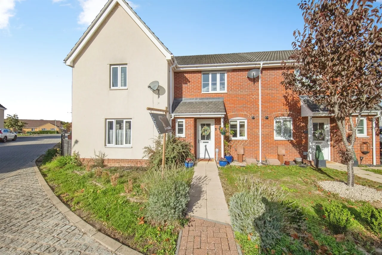 Grantham Avenue, Great Cornard, CO10, photo 12