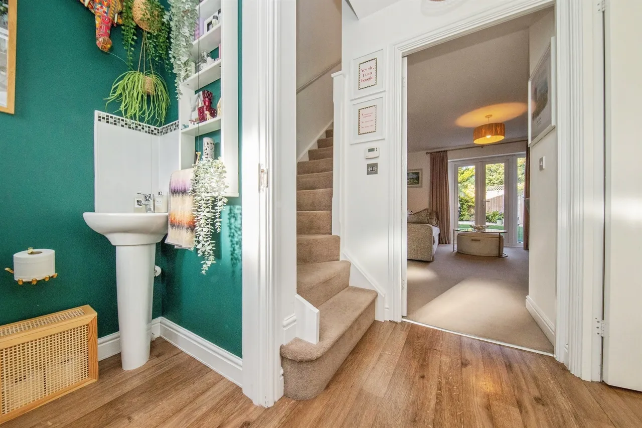 Grantham Avenue, Great Cornard, CO10, photo 7