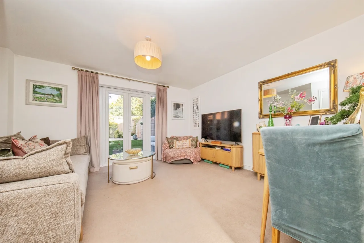 Grantham Avenue, Great Cornard, CO10, photo 9