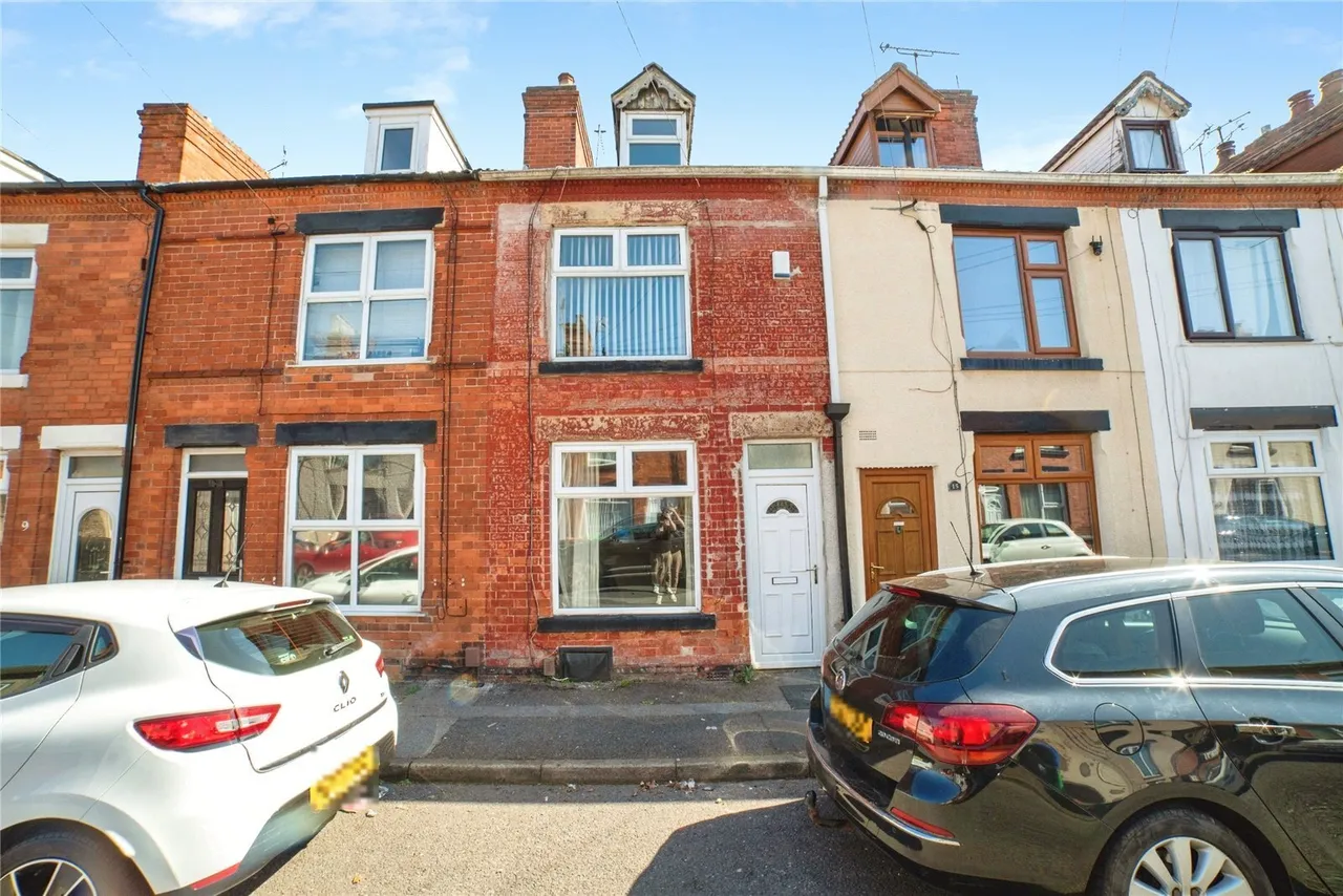 3 bed house for sale — Park Street, SUTTON-IN-ASHFIELD, Nottinghamshire, NG17