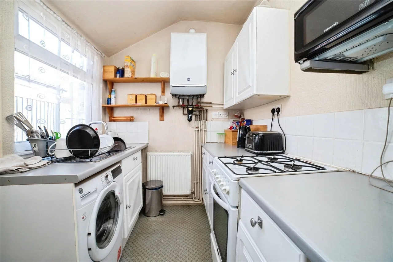 Park Street, SUTTON-IN-ASHFIELD, Nottinghamshire, NG17, photo 5