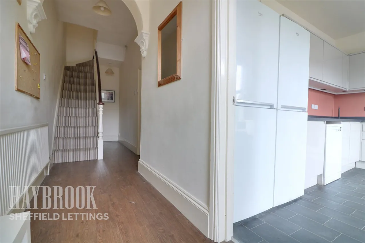 Upper Hanover Street, photo 6