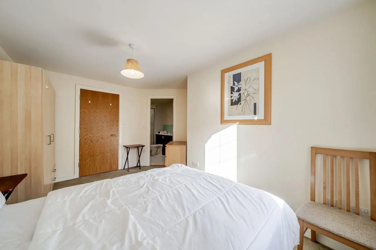 Central Place, Wilmslow, photo 11