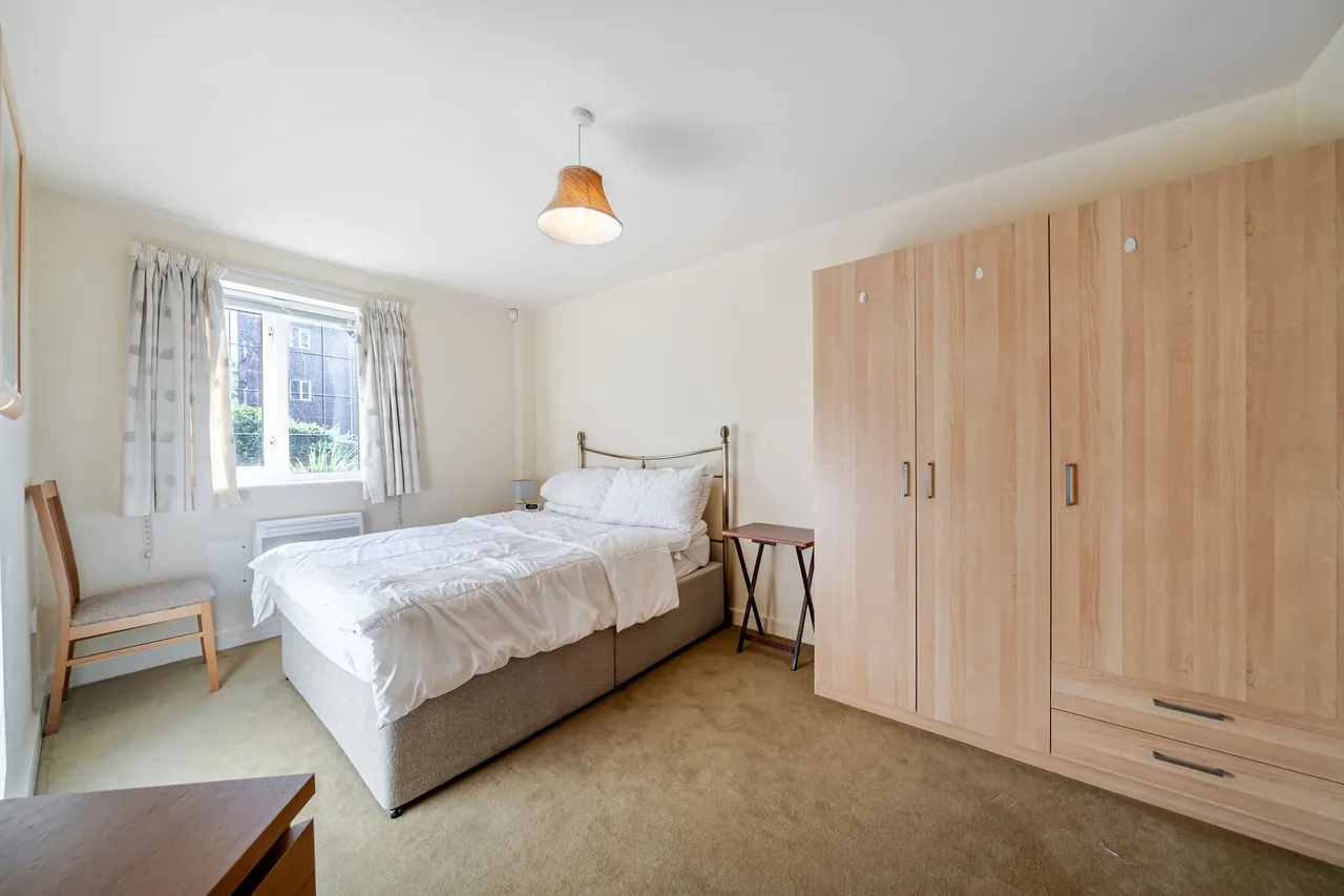 Central Place, Wilmslow, photo 10