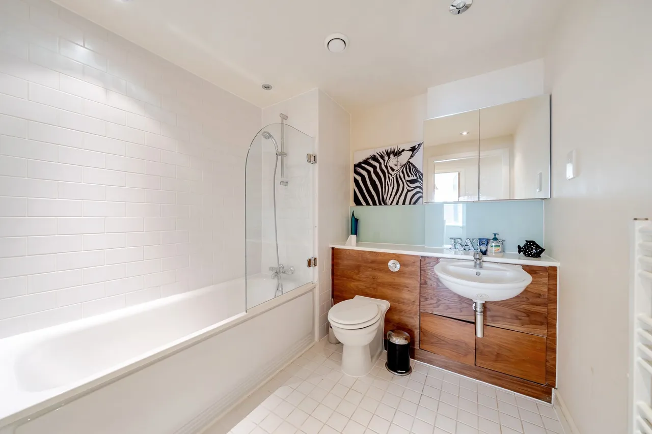 Central Place, Wilmslow, photo 15