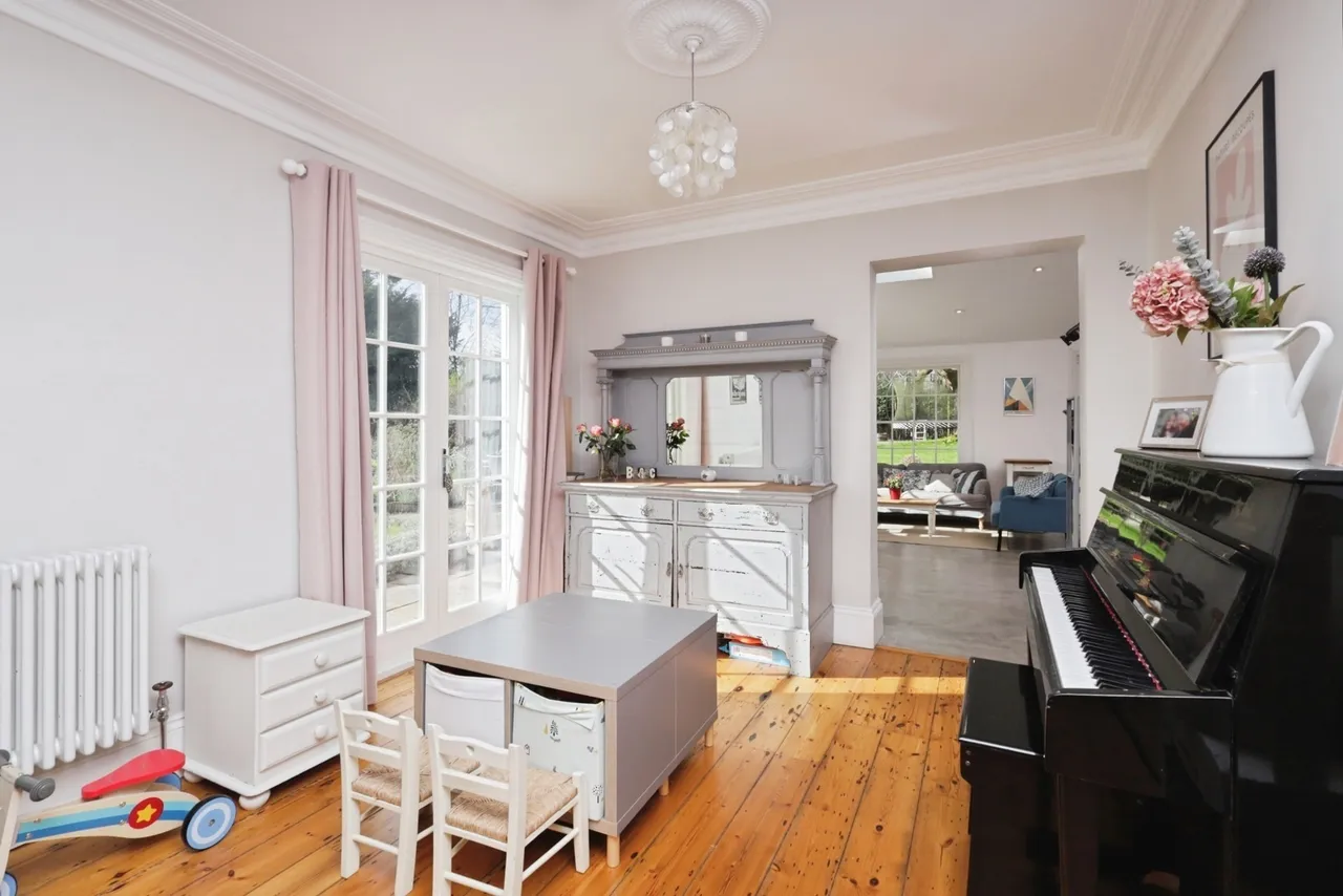 High Street, Nutley, TN22, photo 6