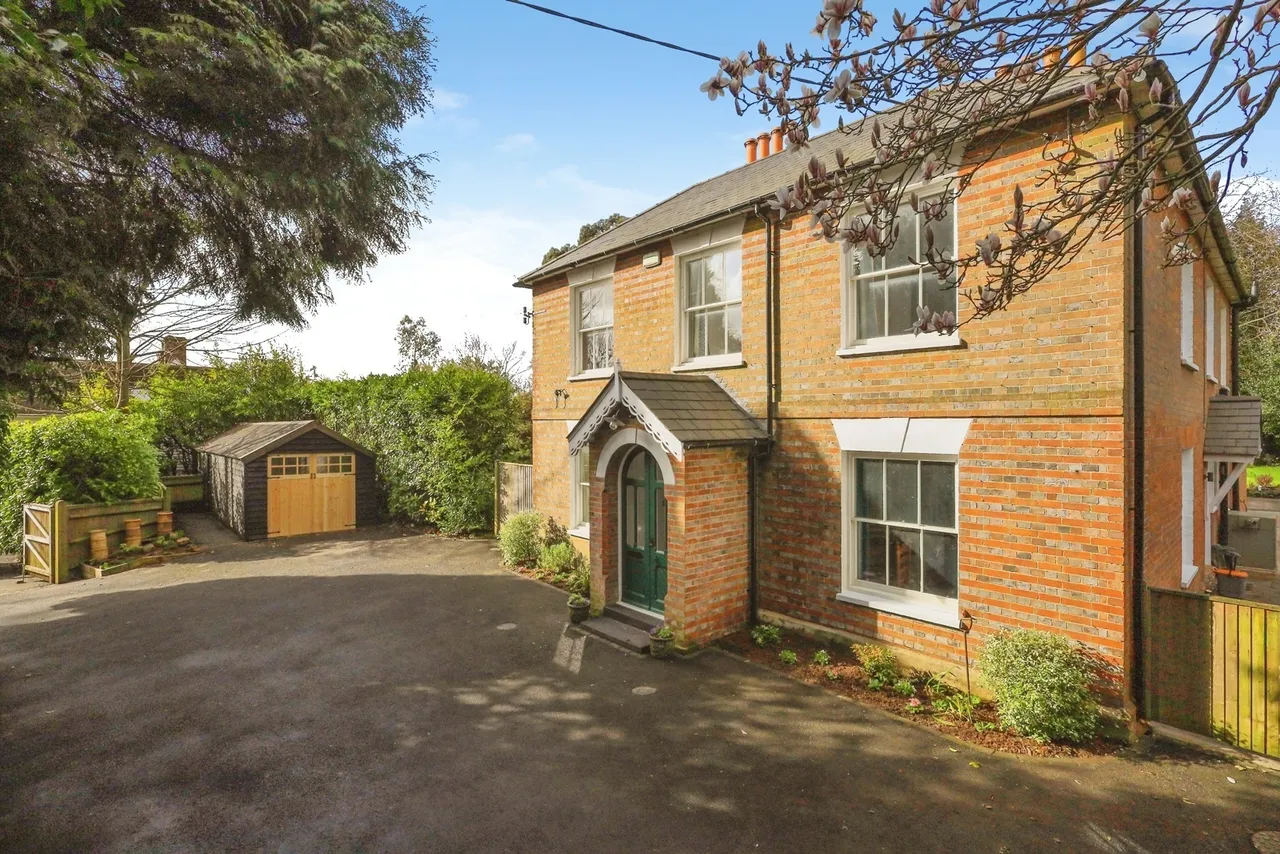 High Street, Nutley, TN22, photo 22