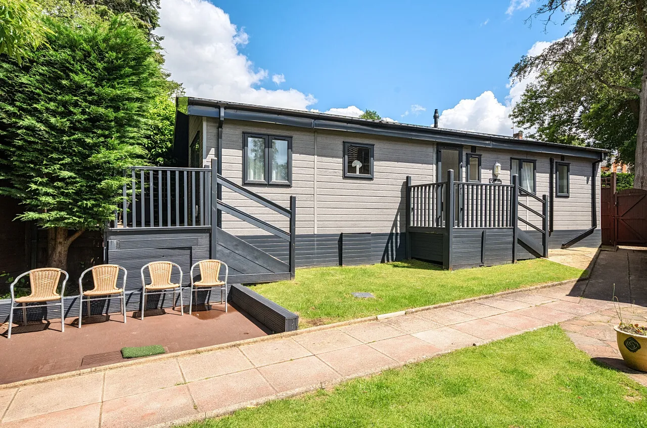 Knightsbridge Road, Camberley, Surrey, GU15 3TS, photo 18
