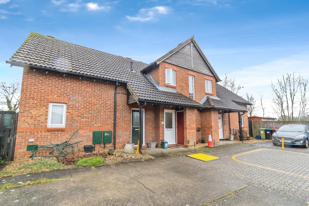 1 bed flat for sale — Lichfield Down, Walnut Tree, Milton Keynes