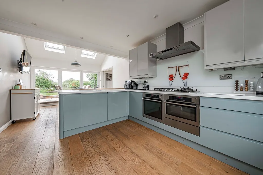 Holliers Close, Sydenham, Chinnor, photo 31