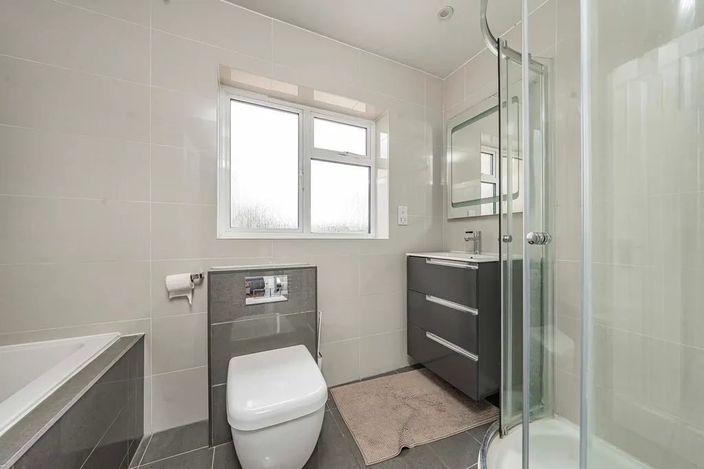 Holliers Close, Sydenham, Chinnor, photo 5