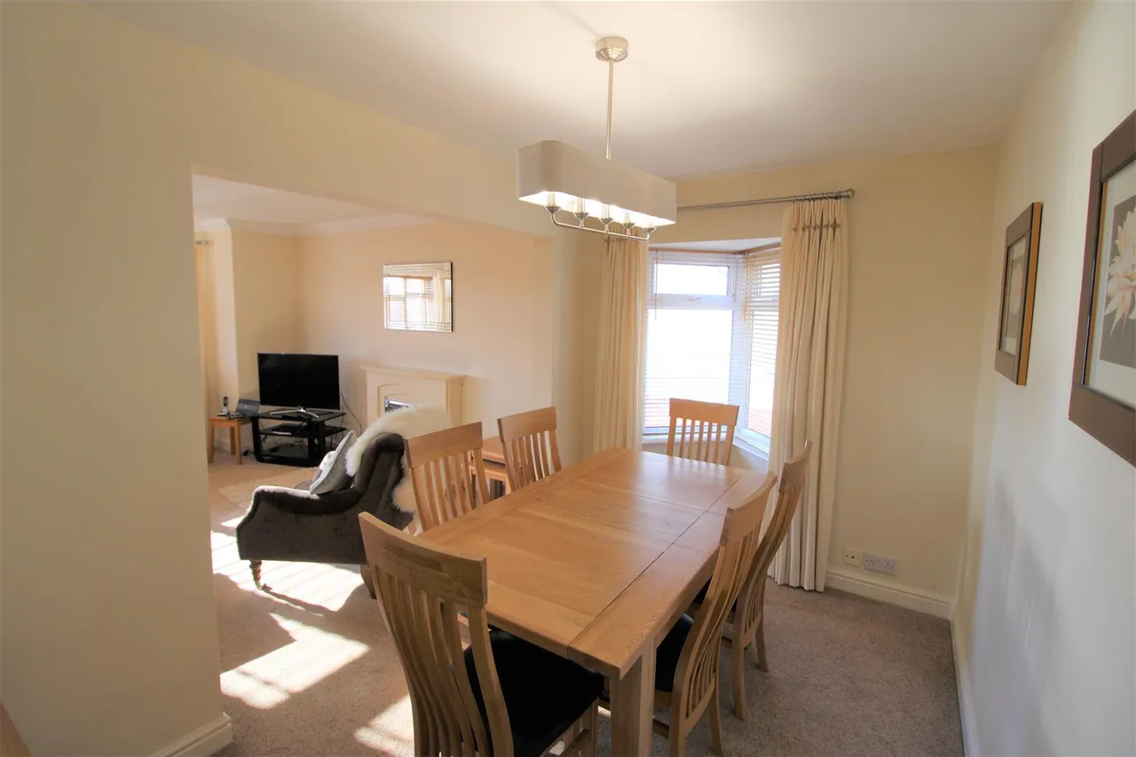 Dowhills Road, Blundellsands, L23, photo 9