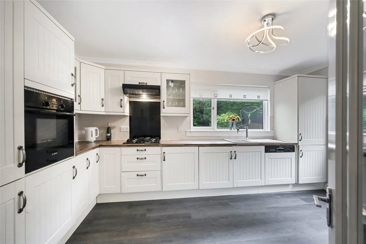 Lawers Place, Greenock, Inverclyde, PA16, photo 6