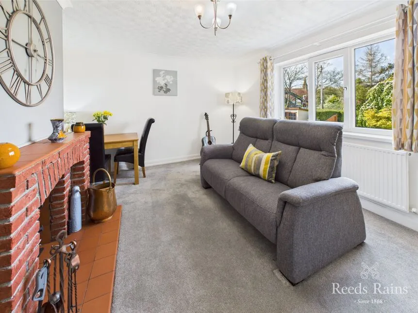 Sneaton Lane, Ruswarp, North Yorkshire, YO22, photo 12