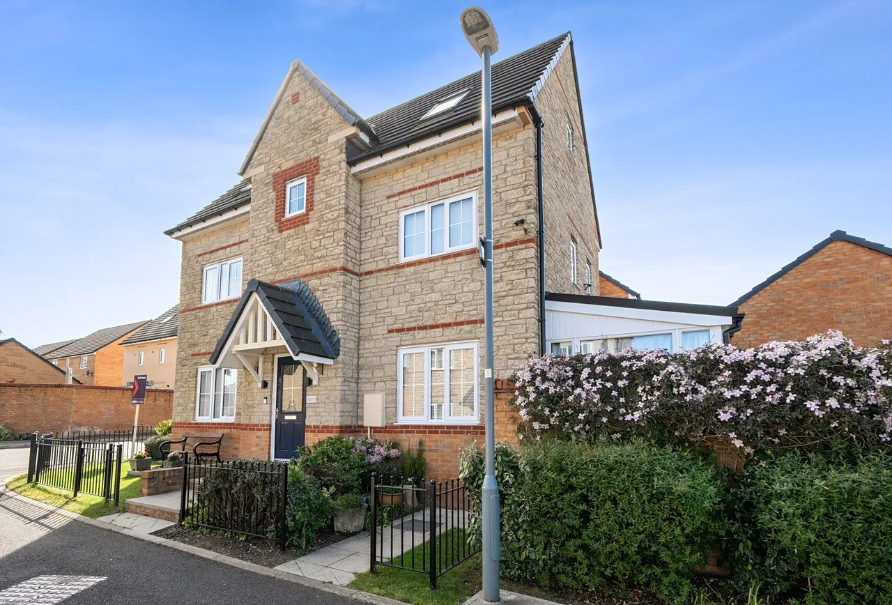4 bed house for sale — Blackdown Way, Somerset, Midsomer Norton, BA3 4GA