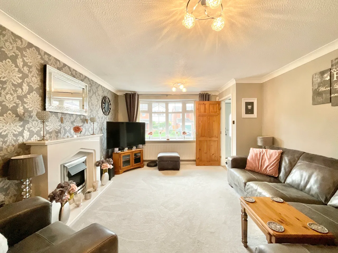 Springwell Close, Crewe, CW2, photo 5