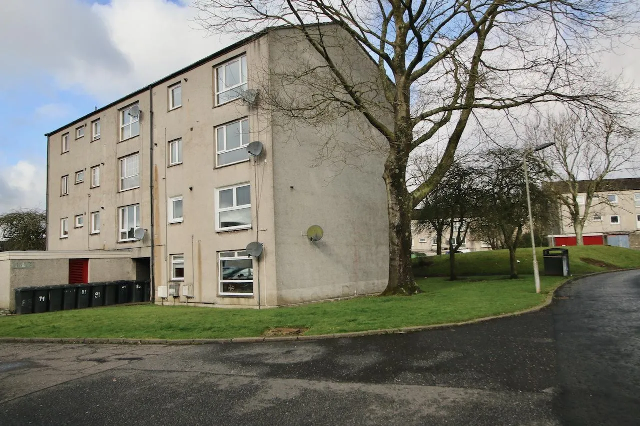 2 bed flat for sale — Medlar Road, Cumbernauld, G67 3AQ