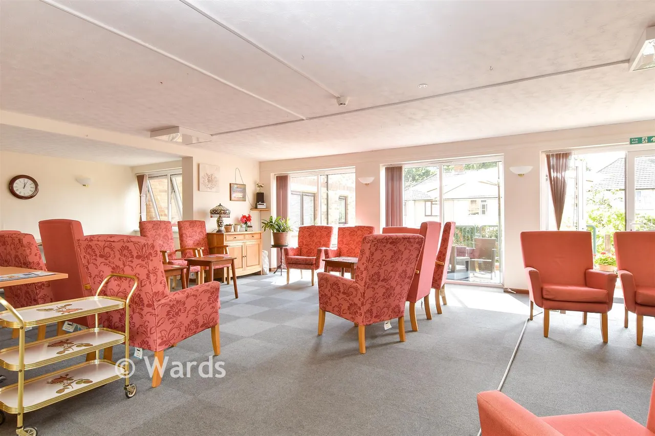 Mayplace Road East, Bexleyheath, DA7, photo 3