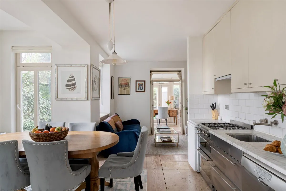 1 bed flat for sale, Ladbroke Grove, Notting Hill, W11