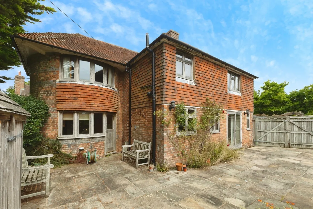 3 bed house for sale, Turners Green, Heathfield, TN21
