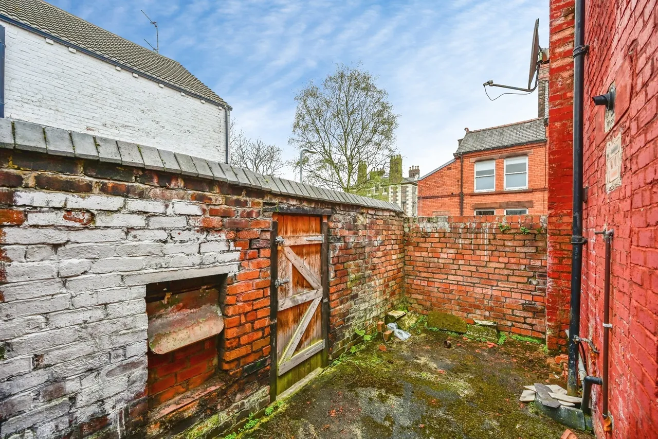 Streatham Avenue, Liverpool, L18, photo 15