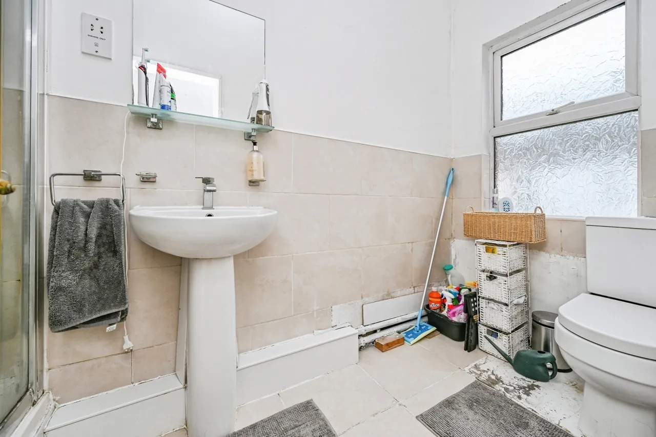 Streatham Avenue, Liverpool, L18, photo 14
