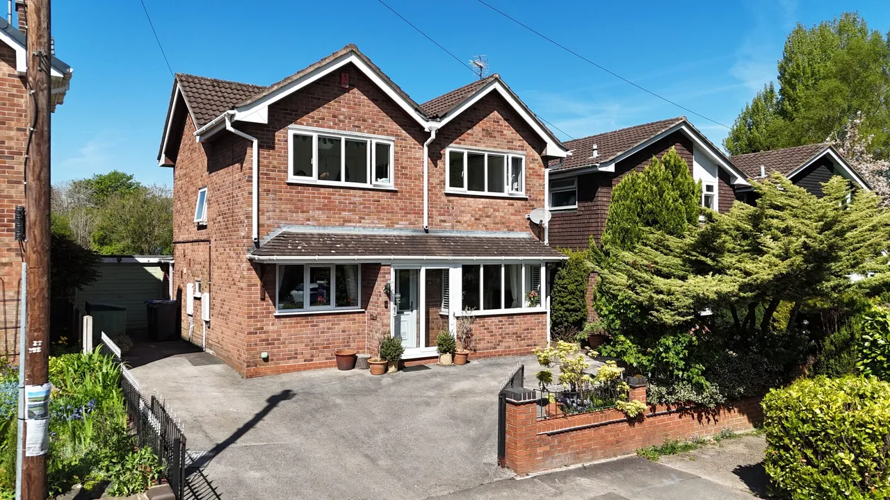 4 bed house for sale, Jasmine Close, Blythe Bridge, ST11